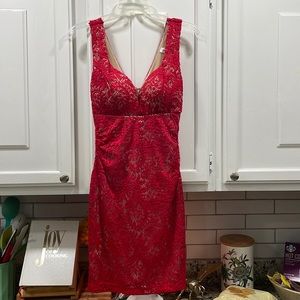 - Red lace dress M